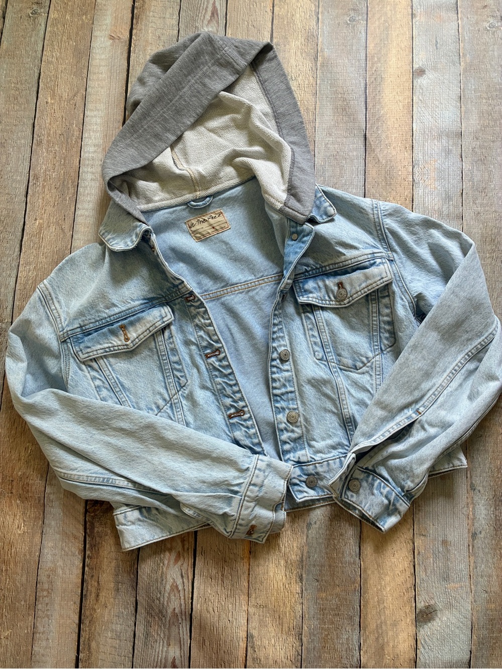 Free People We The Free Brando Cropped Denim Hoodie Jacket – Malta Wash – Size M - Picture 3 of 8